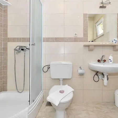 Sarbunal Apartment *