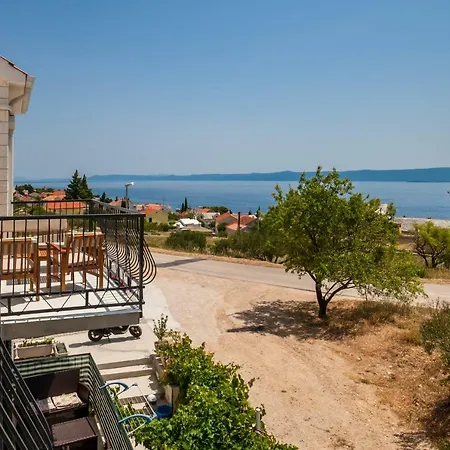 Sarbunal Apartment *