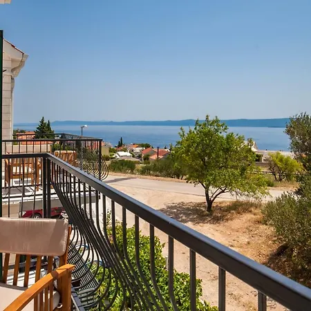 Sarbunal Apartment Bol