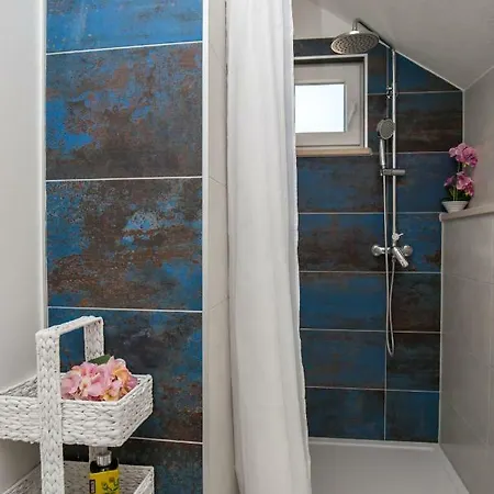 Apartment Sarbunal